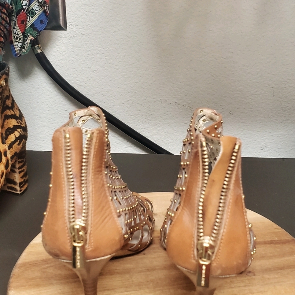 Michael Kora Beautiful Camel Color Gold Accen